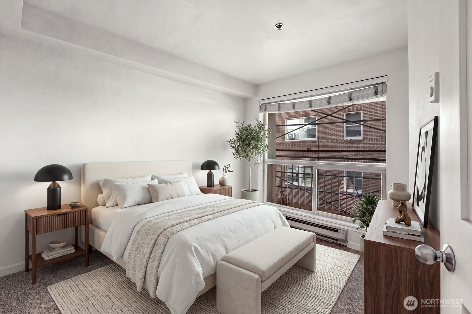 530 Melrose Avenue E Unit: 507