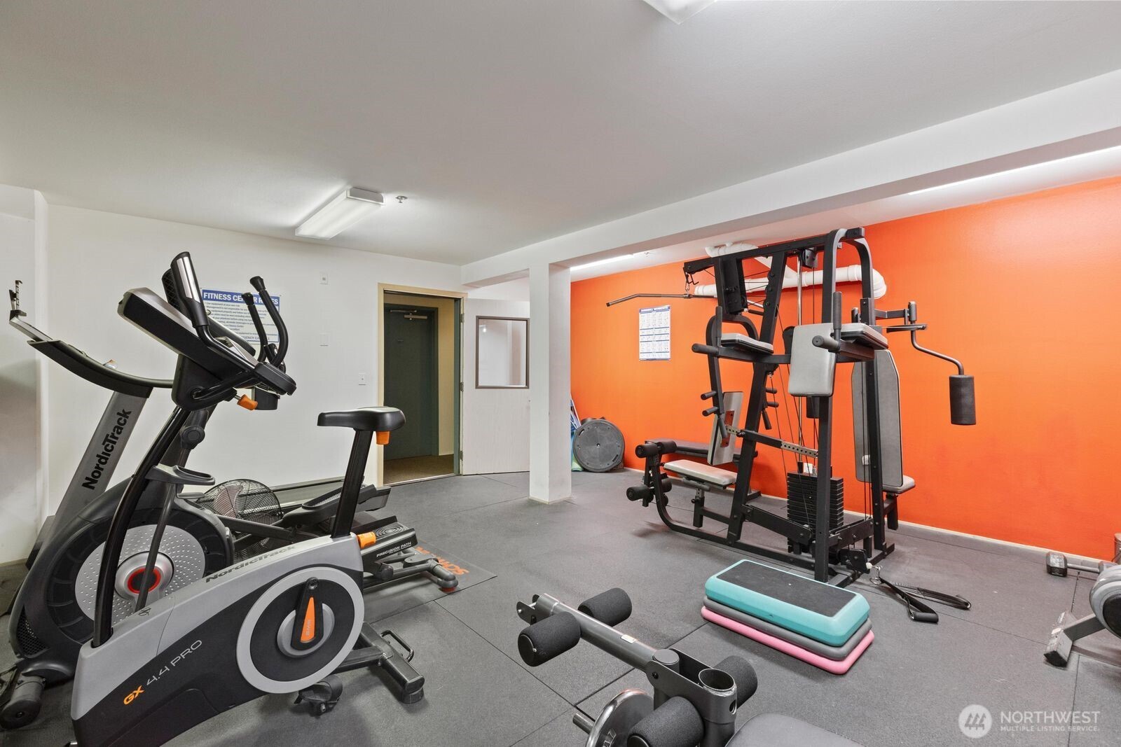 530 Melrose Avenue E Unit: 507