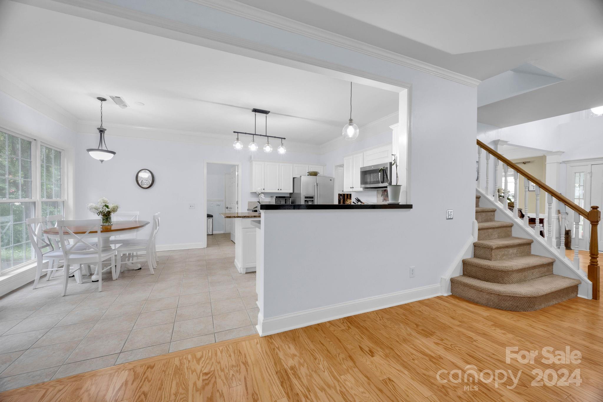 15805 Kinlocke Drive