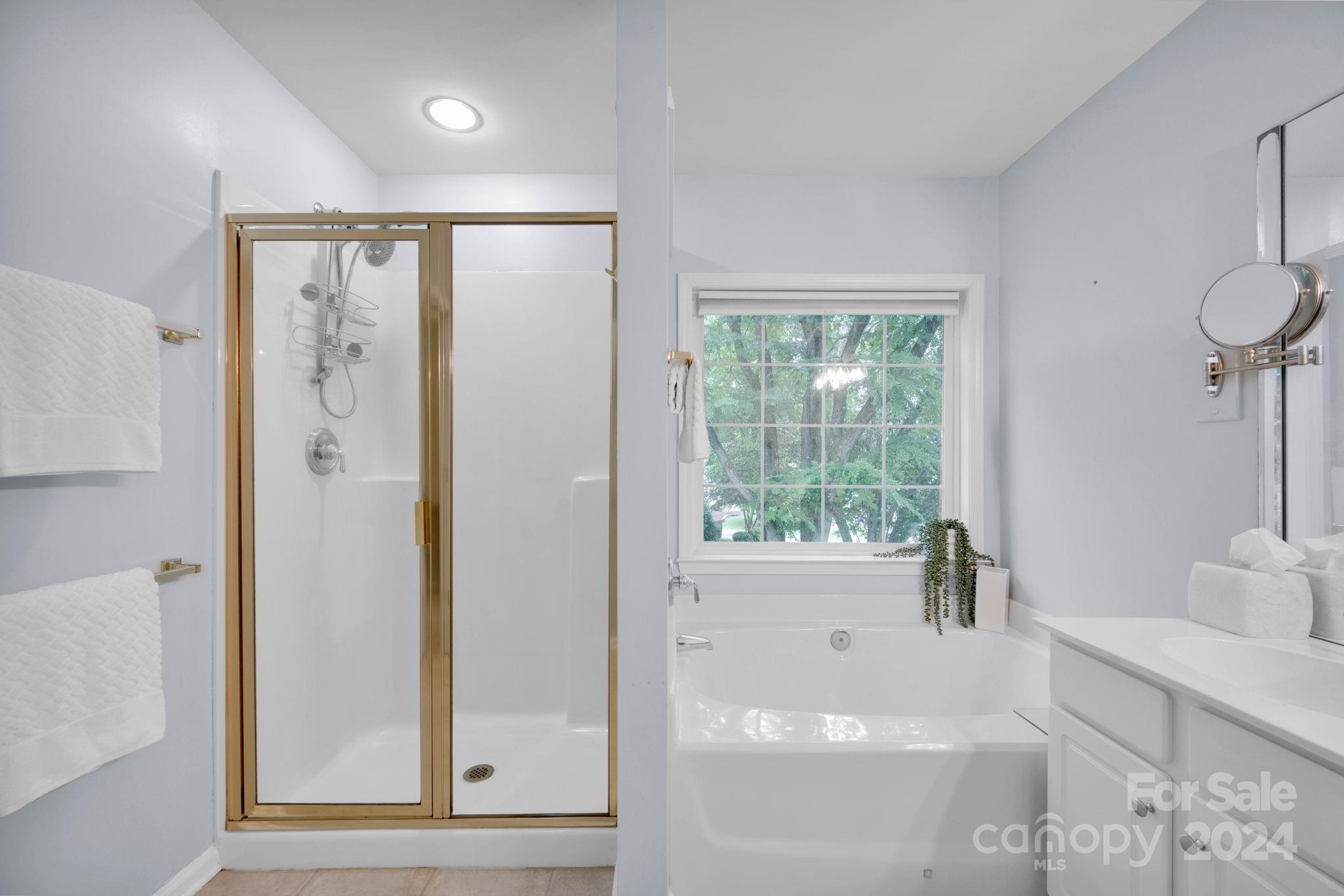 15805 Kinlocke Drive