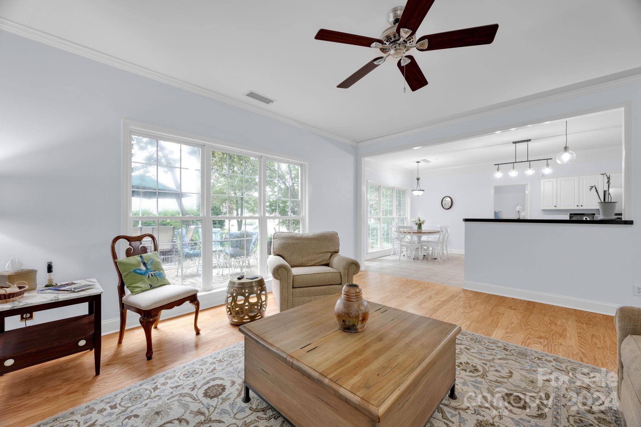 15805 Kinlocke Drive