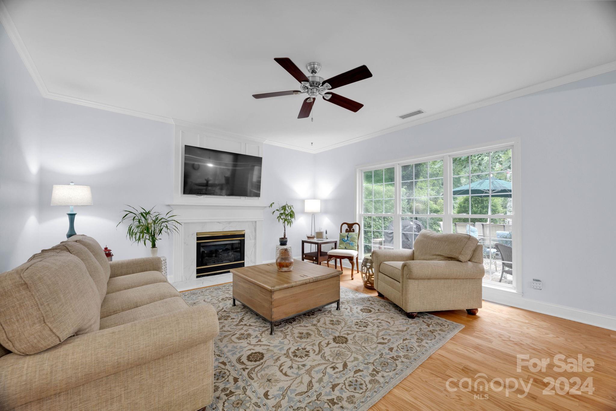 15805 Kinlocke Drive