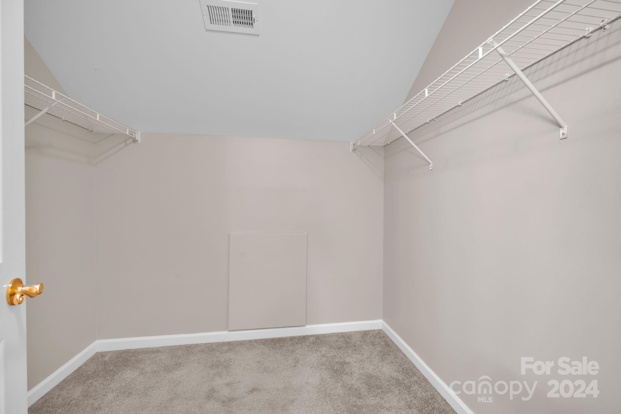 866 Ledgestone Court
