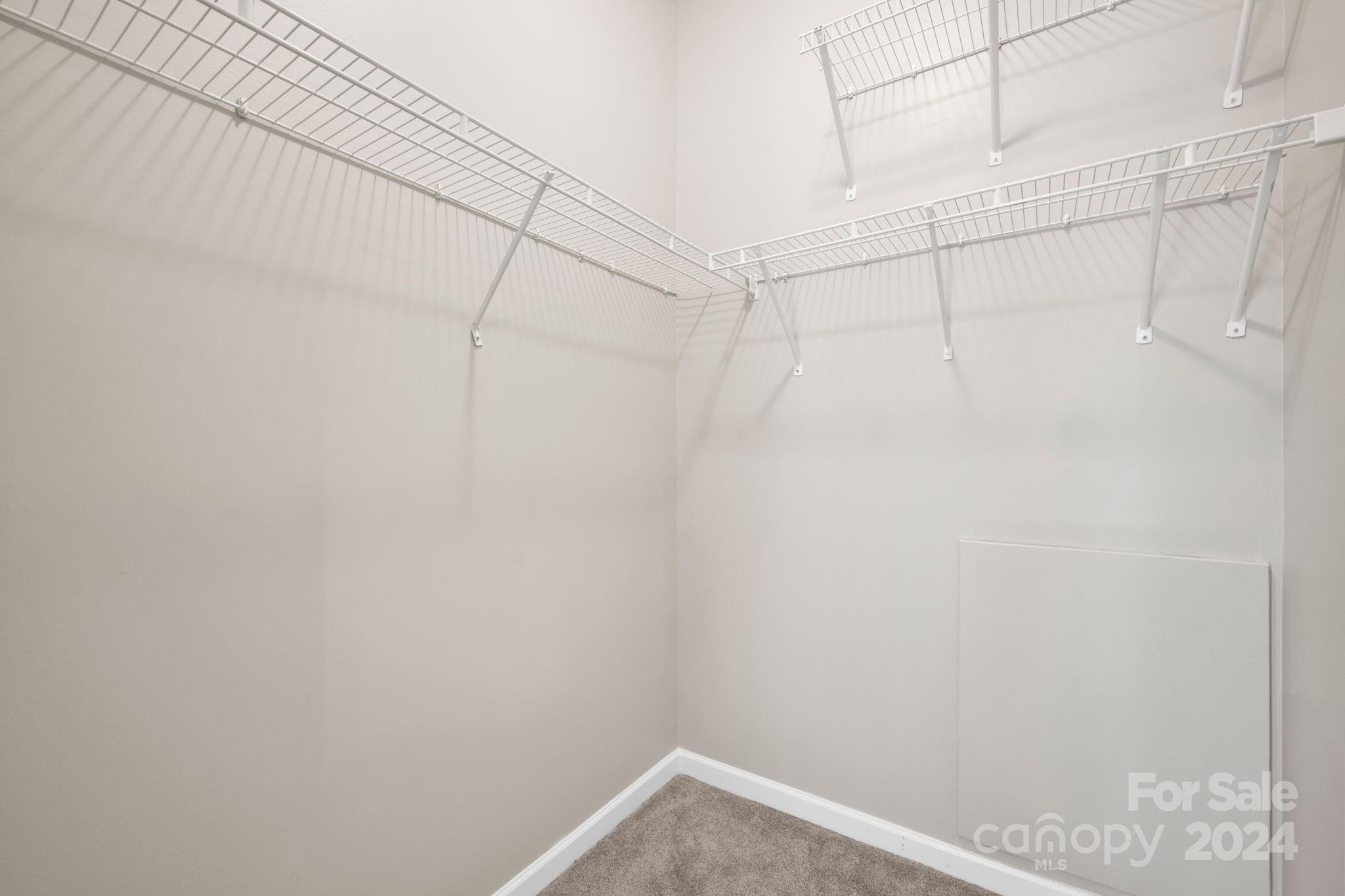 866 Ledgestone Court