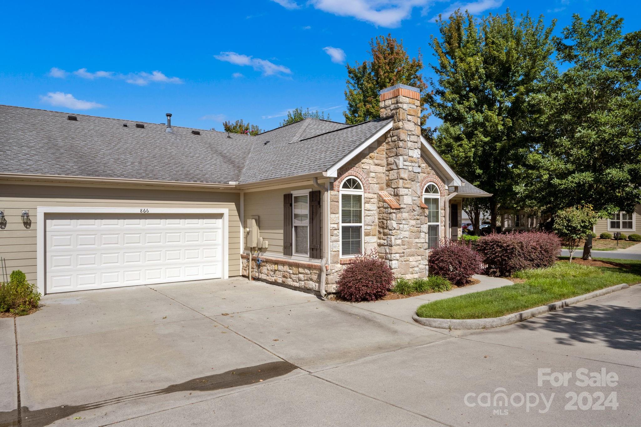 866 Ledgestone Court