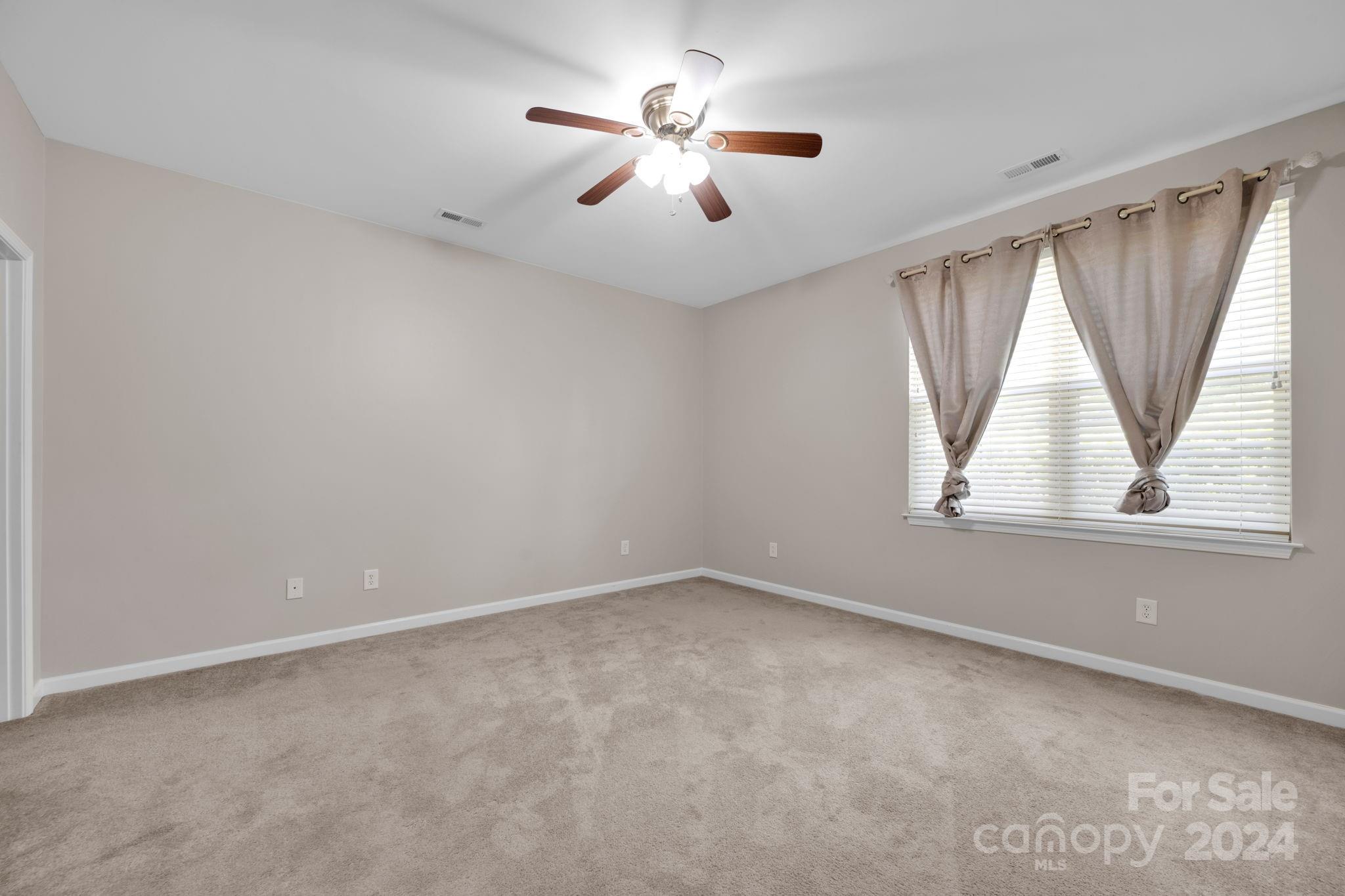 866 Ledgestone Court