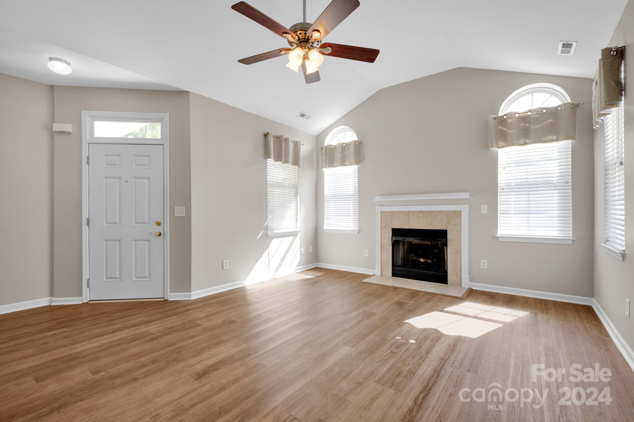 866 Ledgestone Court