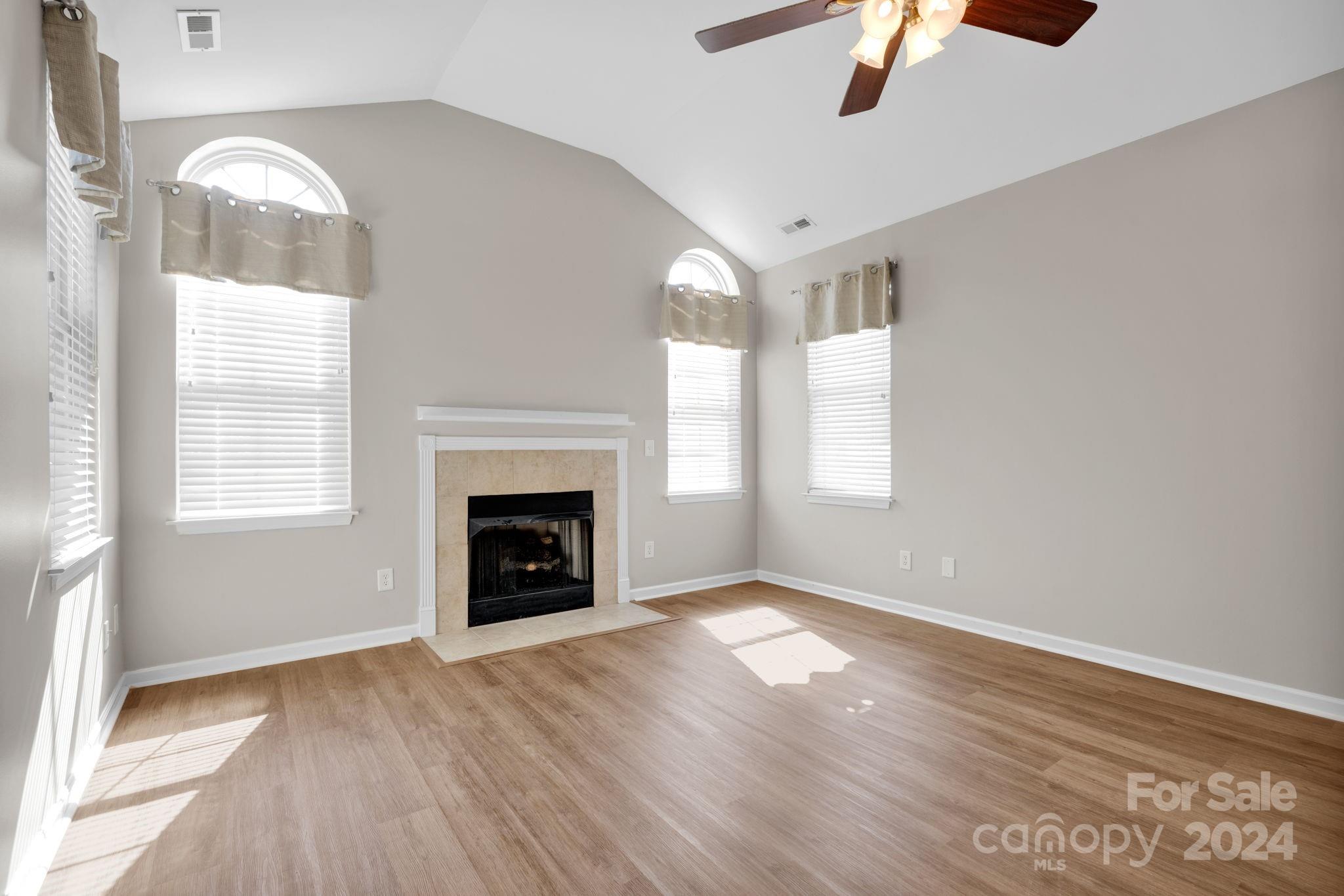 866 Ledgestone Court