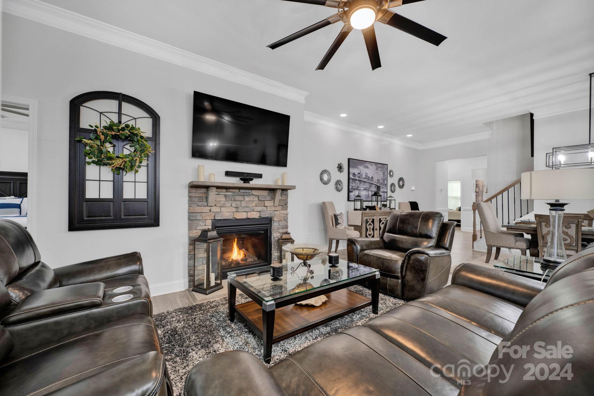 4043 Gozzi Drive