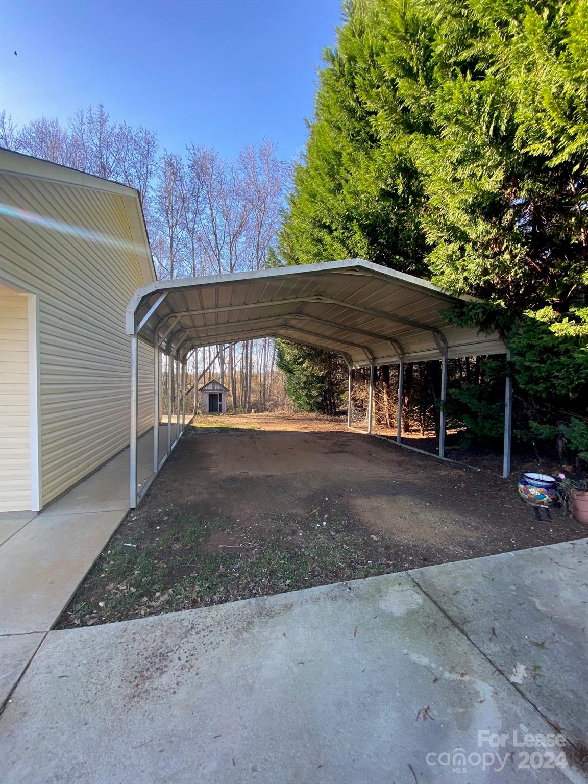 312 Springhill Lane