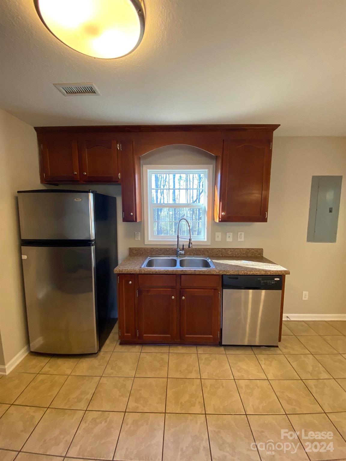312 Springhill Lane