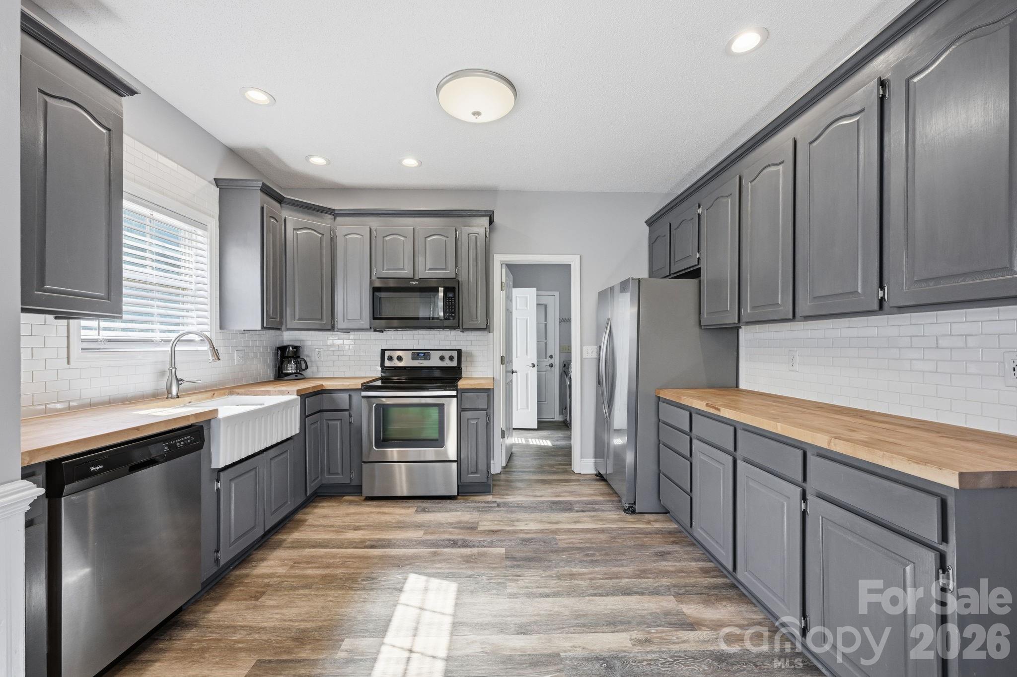 7335 Broad Wing Lane