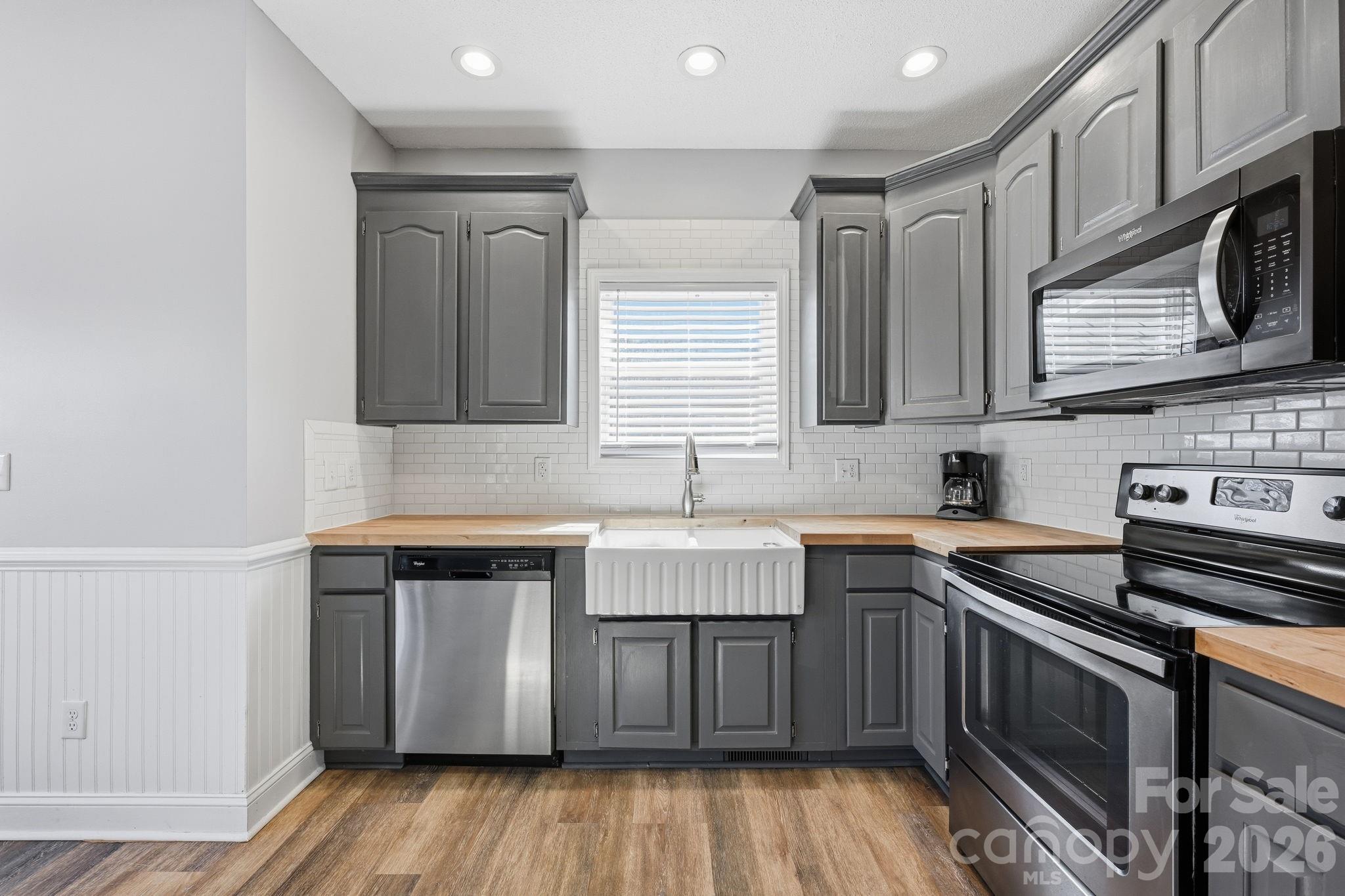 7335 Broad Wing Lane