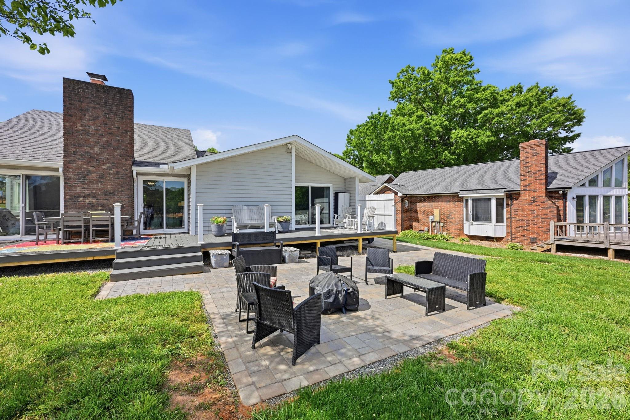 8029 Lucky Creek Lane