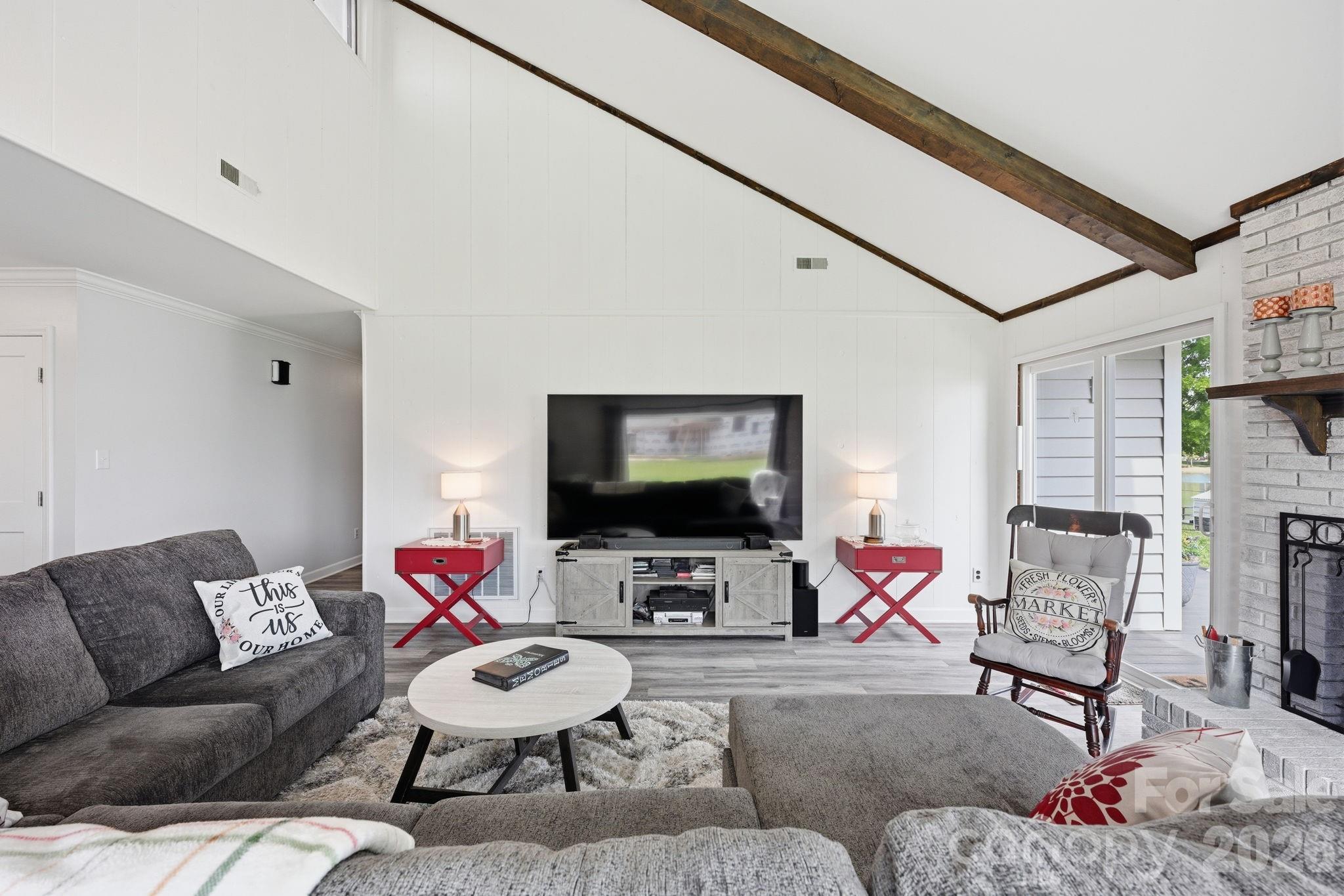 8029 Lucky Creek Lane