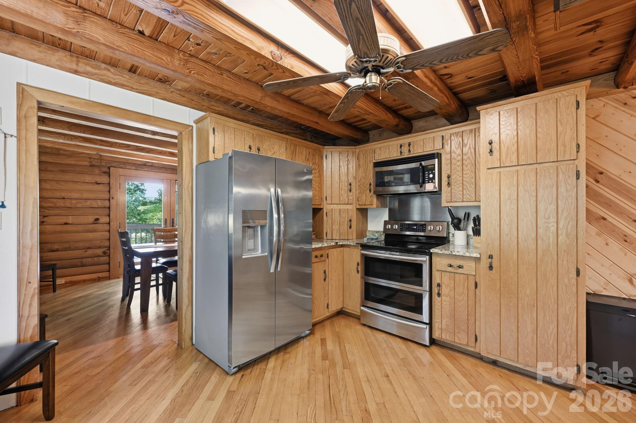 3779 Chevlot Hills Road