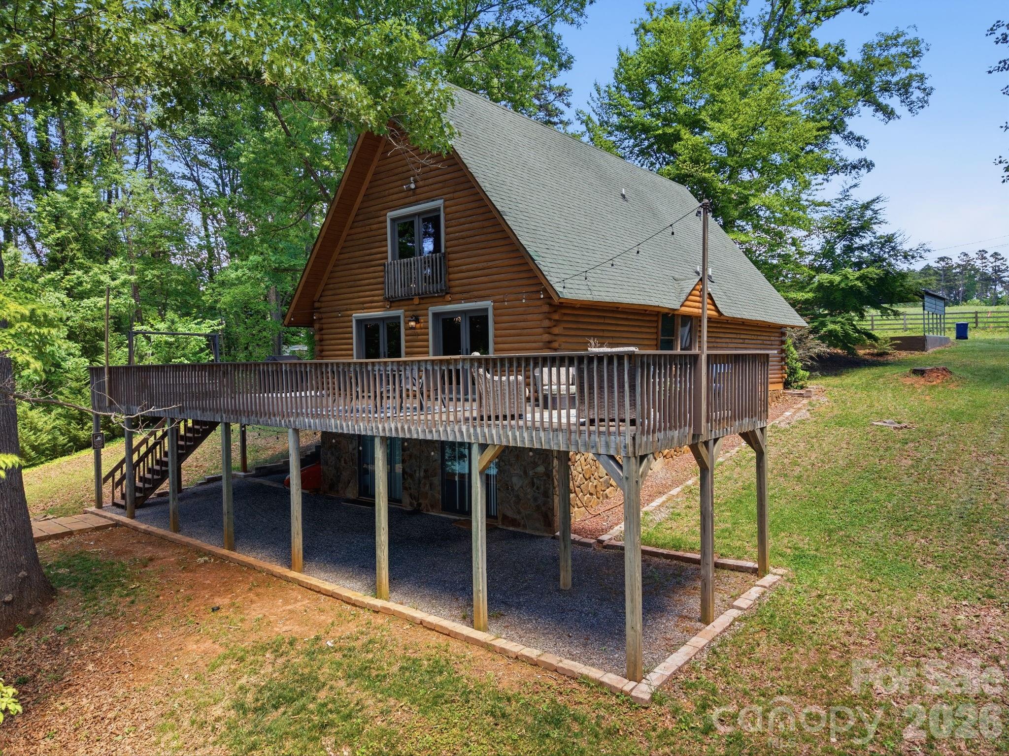 3779 Chevlot Hills Road