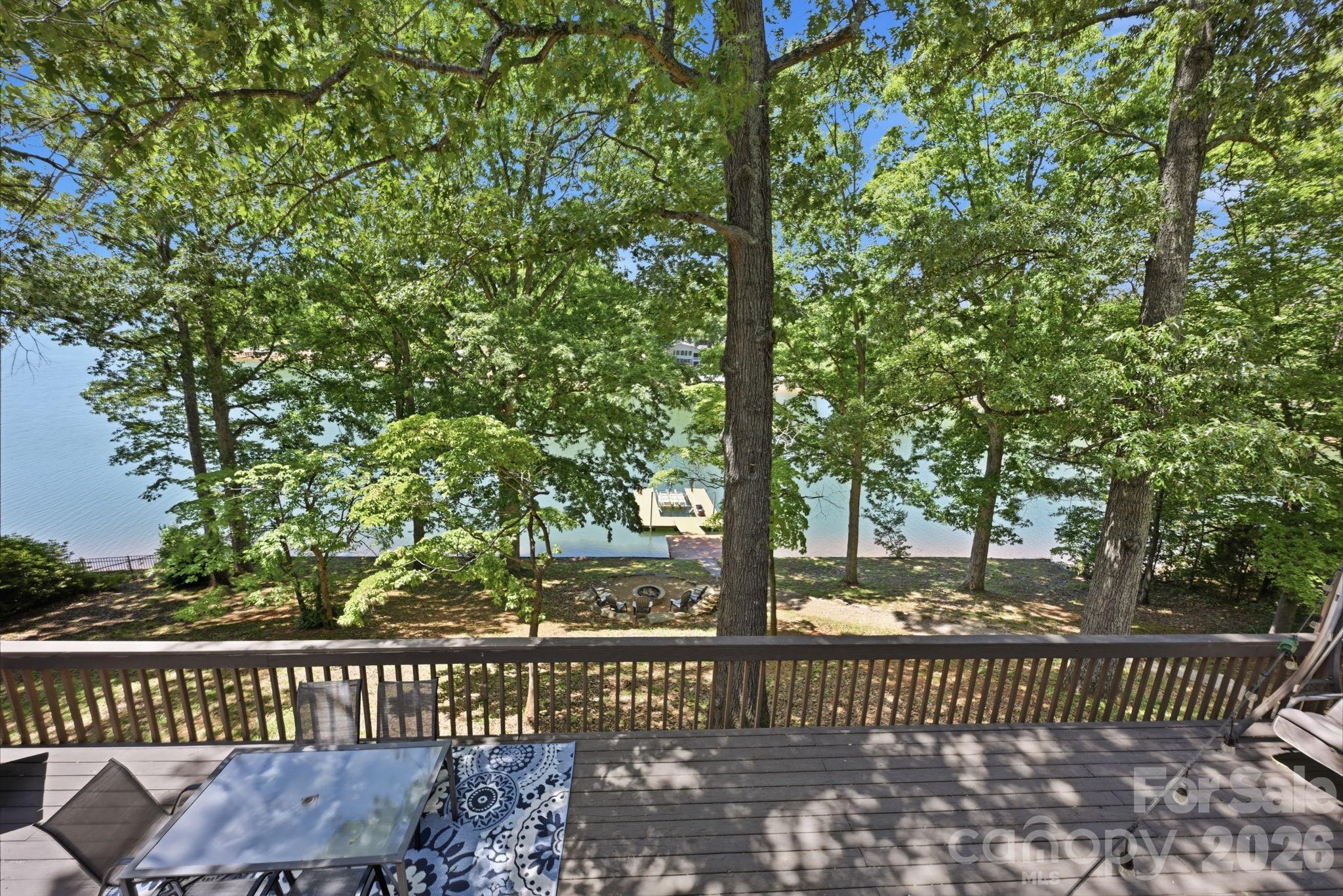 3779 Chevlot Hills Road