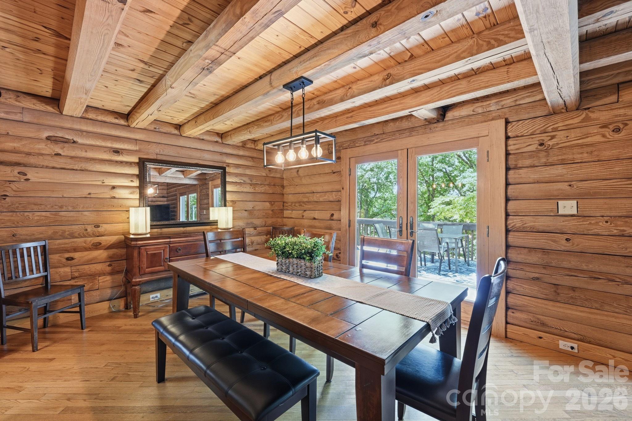 3779 Chevlot Hills Road