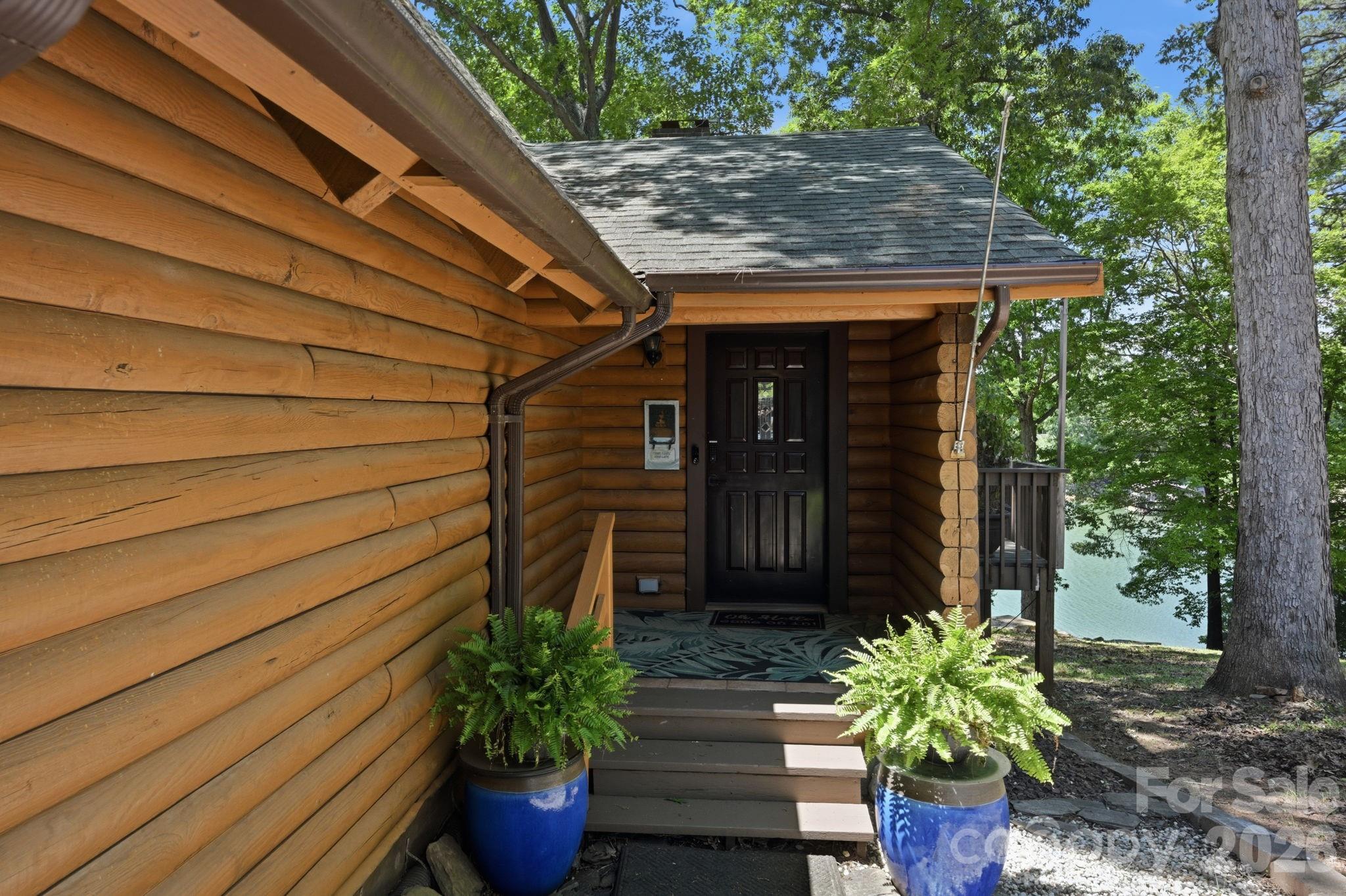 3779 Chevlot Hills Road