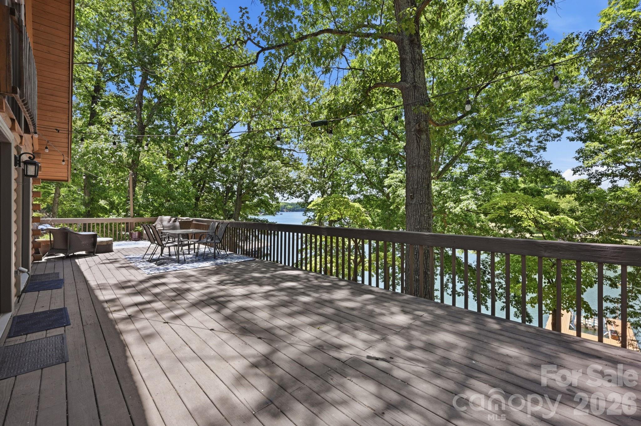 3779 Chevlot Hills Road