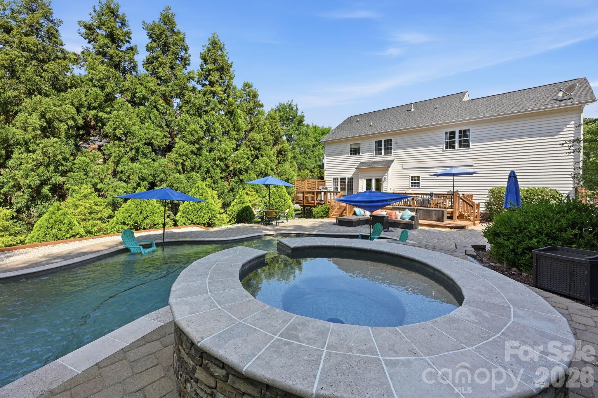 2530 Shady Reach Lane