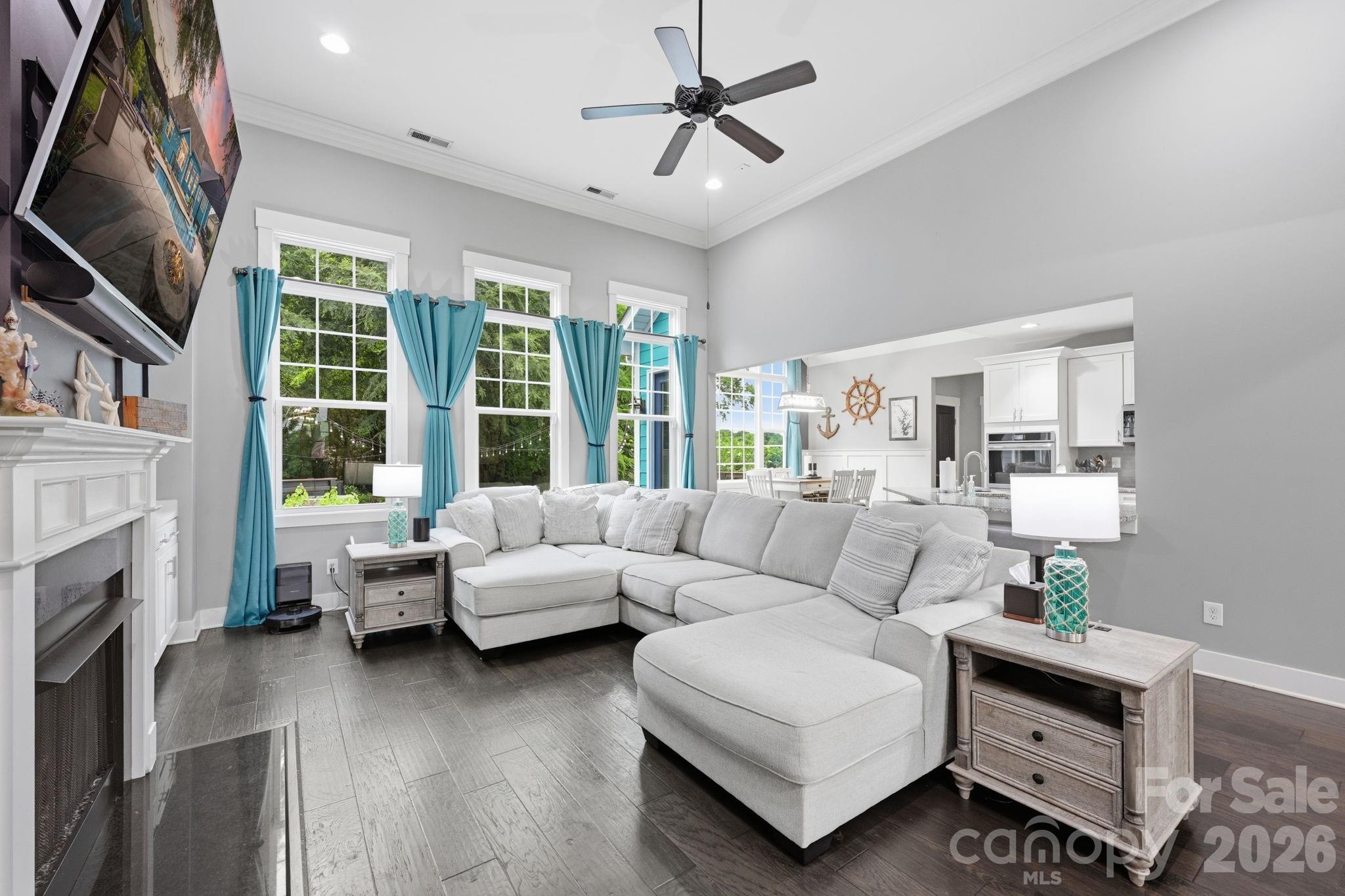 6957 Pin Oaks Drive