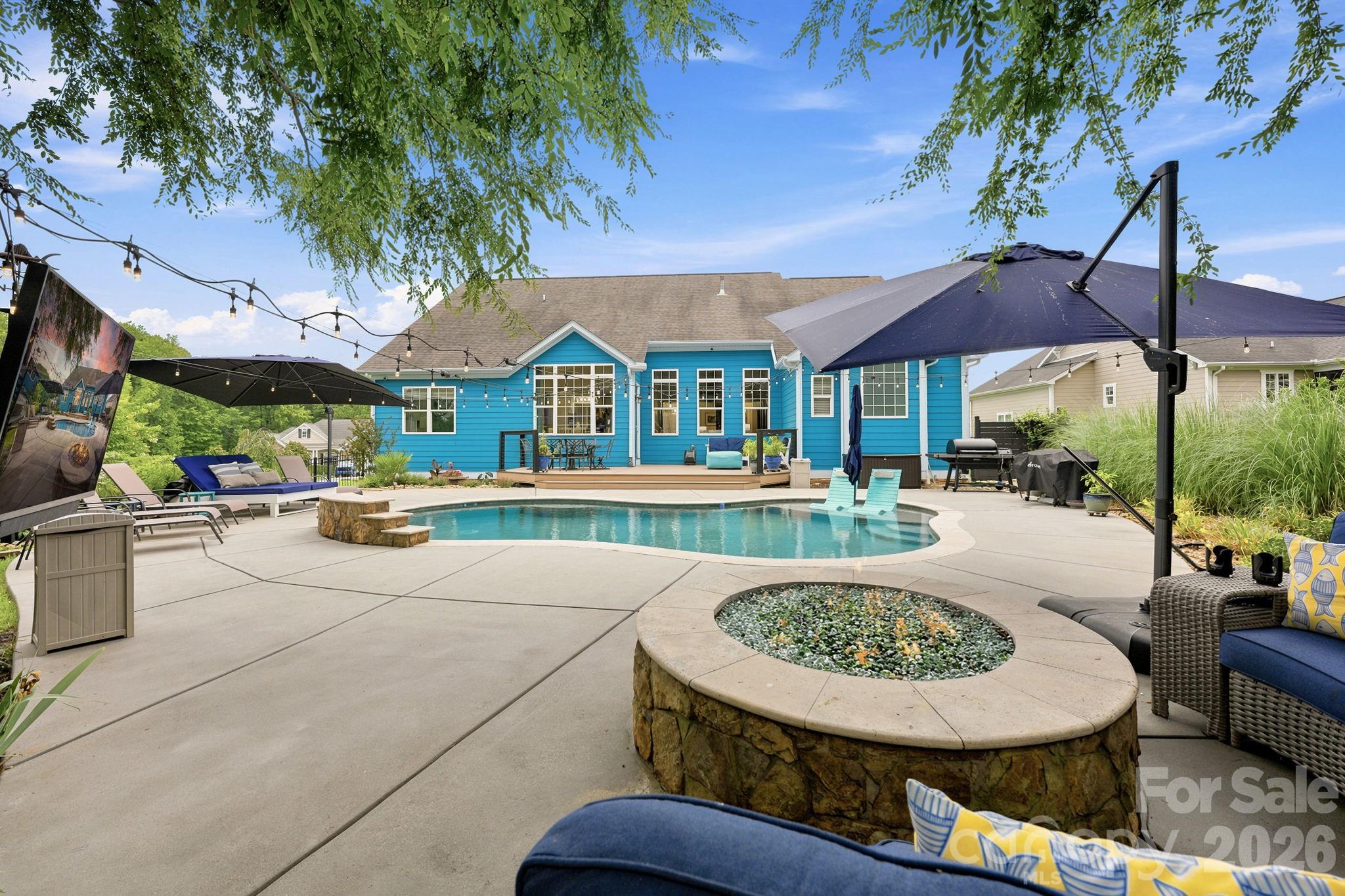 6957 Pin Oaks Drive