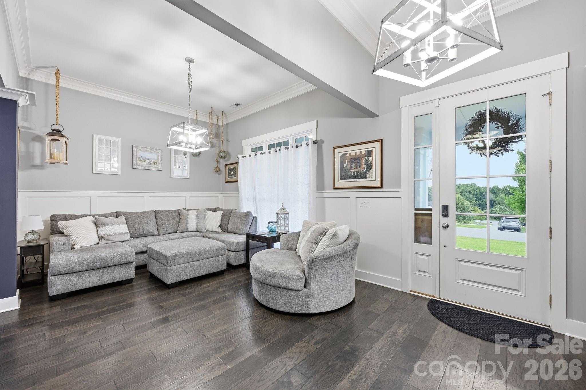 6957 Pin Oaks Drive