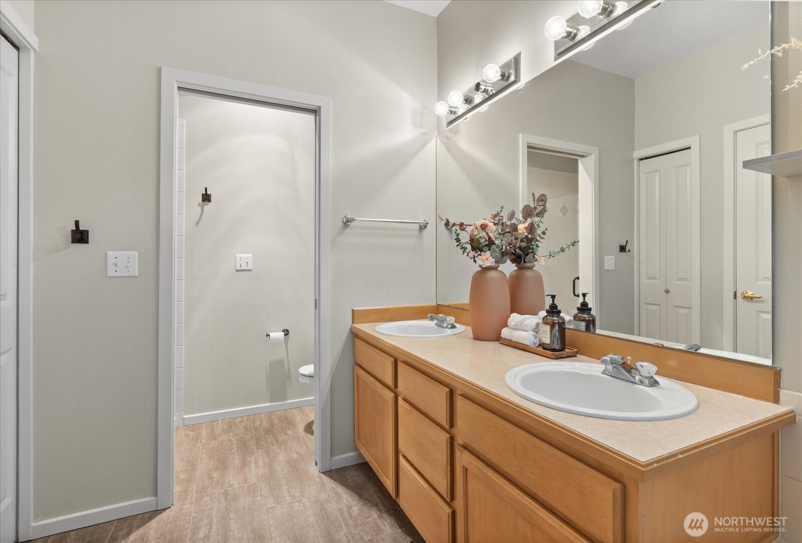 9308 157th Place NE Unit: B101