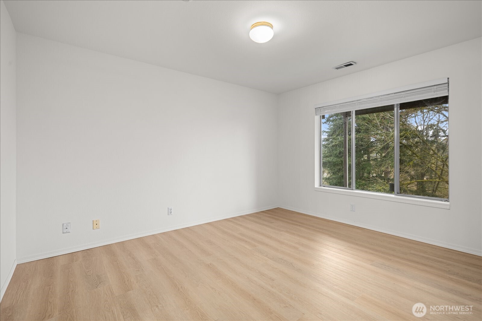 7250 NE Old Redmond Rd Unit: F124