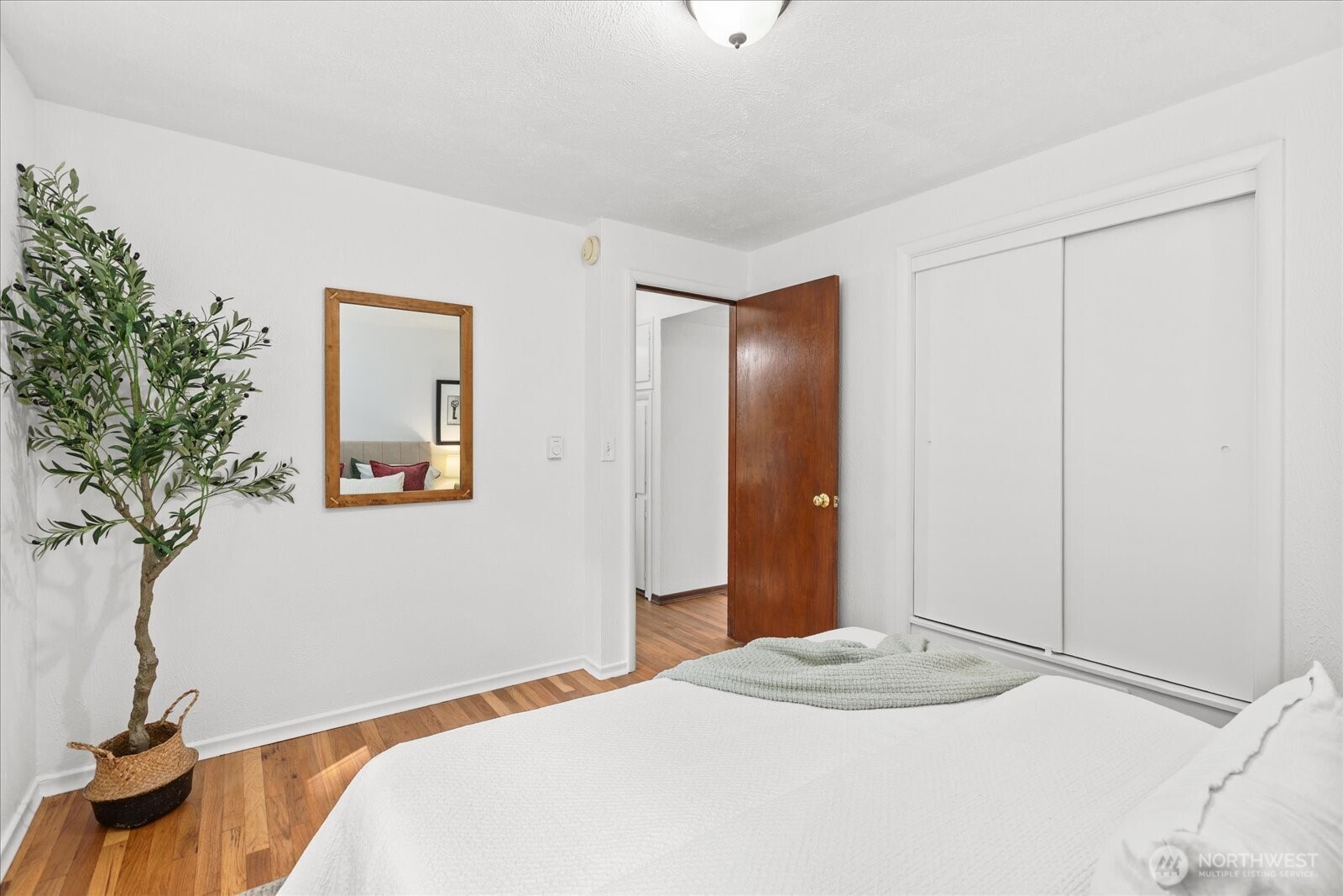 1509 NE 190th Street