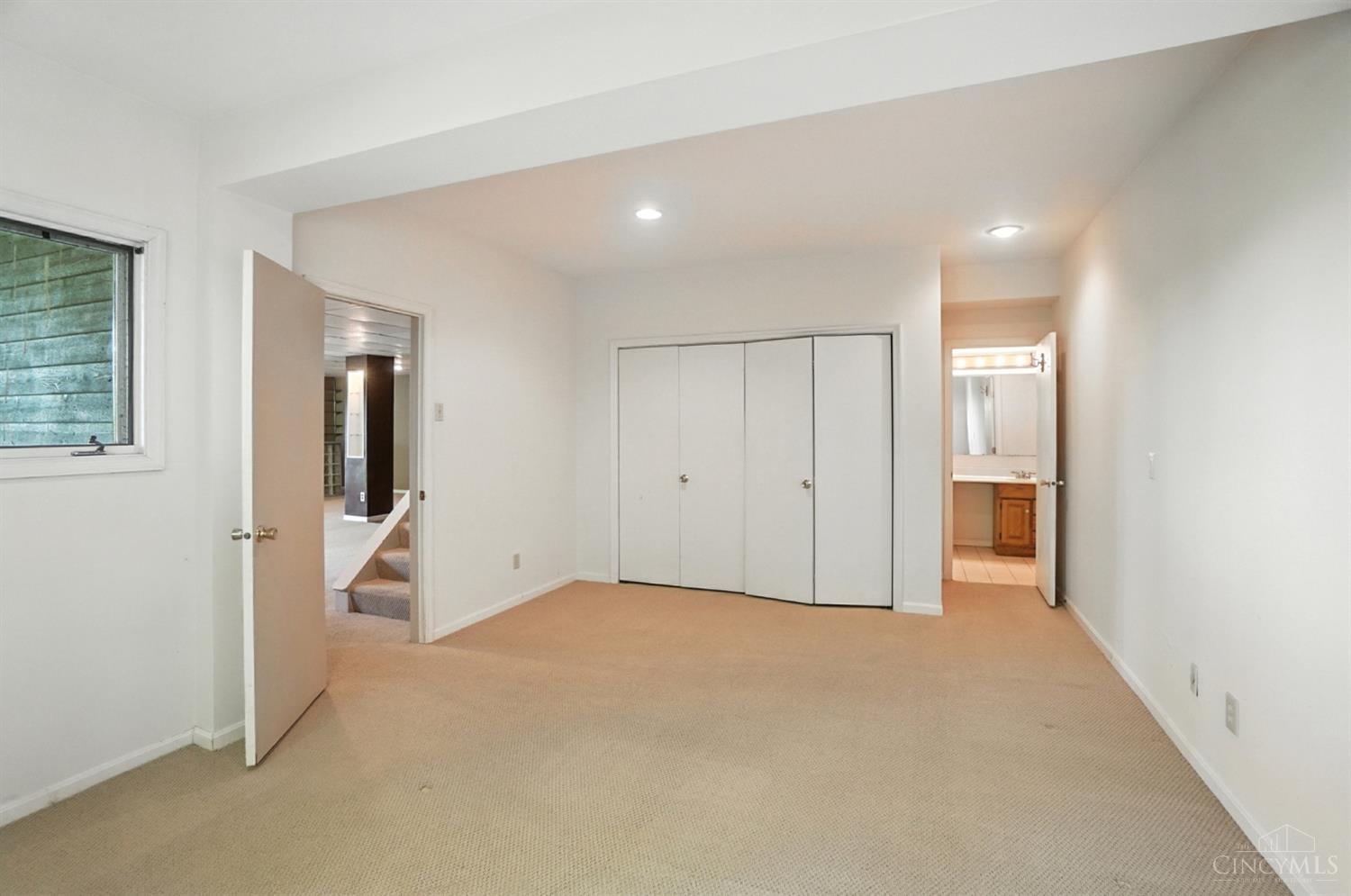 2088 Raeburn Drive
