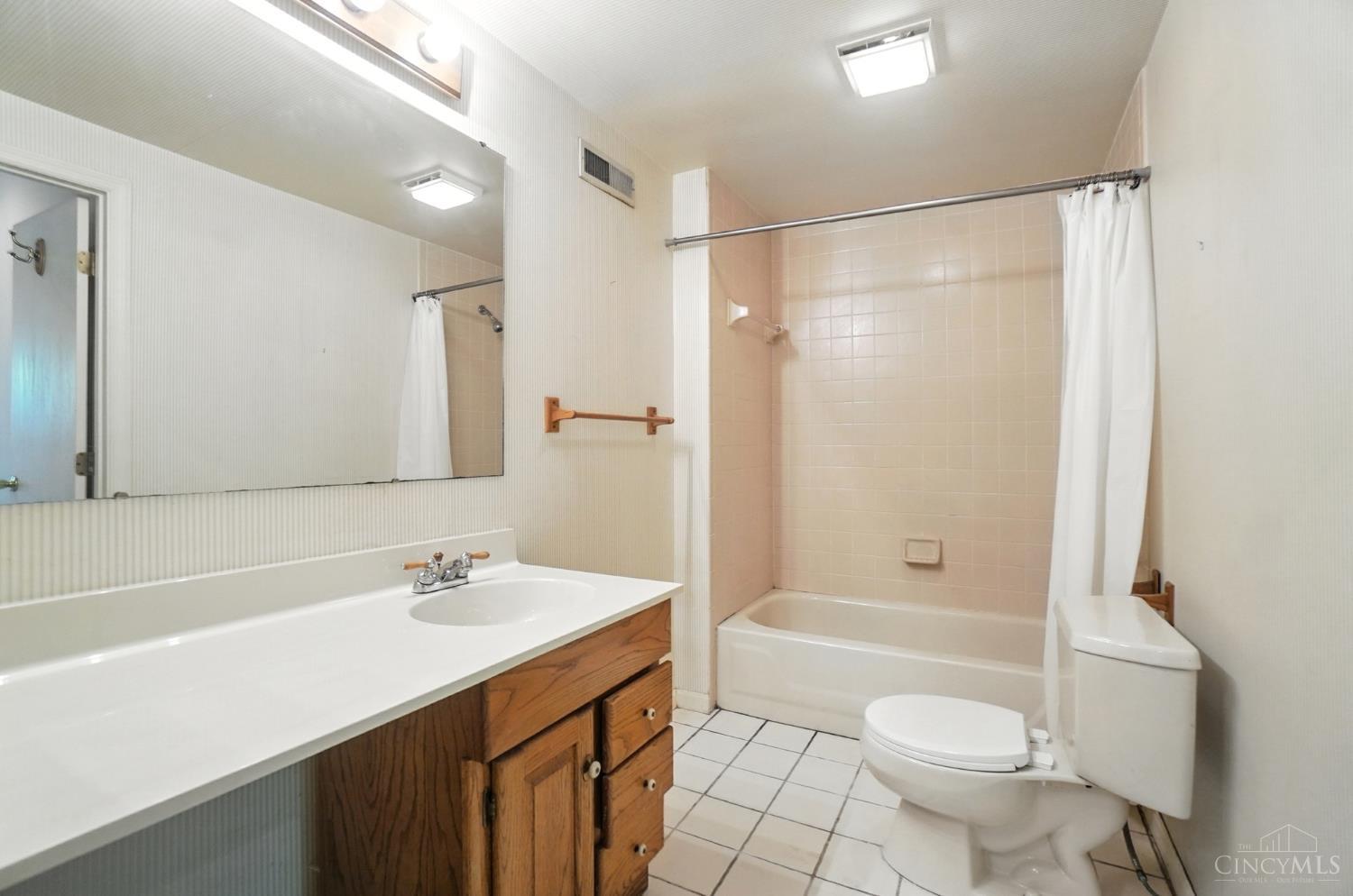 2088 Raeburn Drive