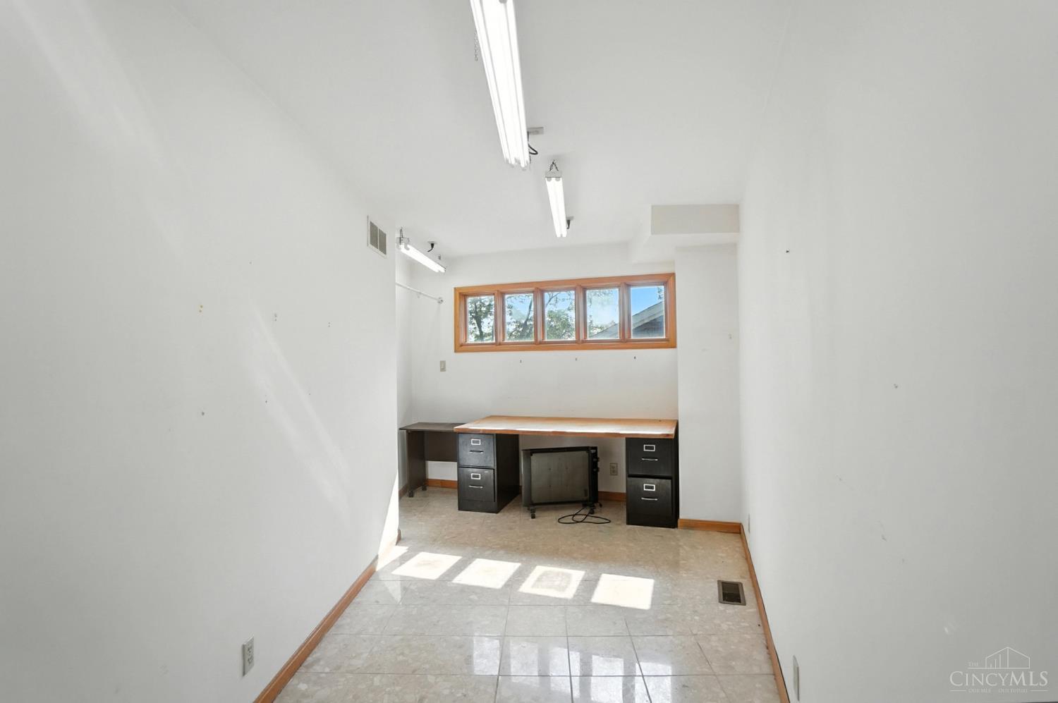 2088 Raeburn Drive