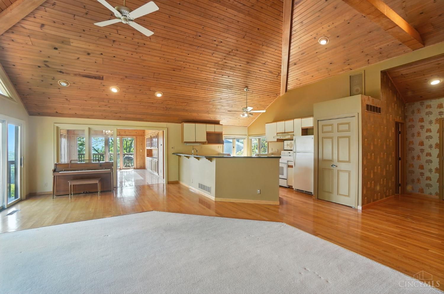 2088 Raeburn Drive