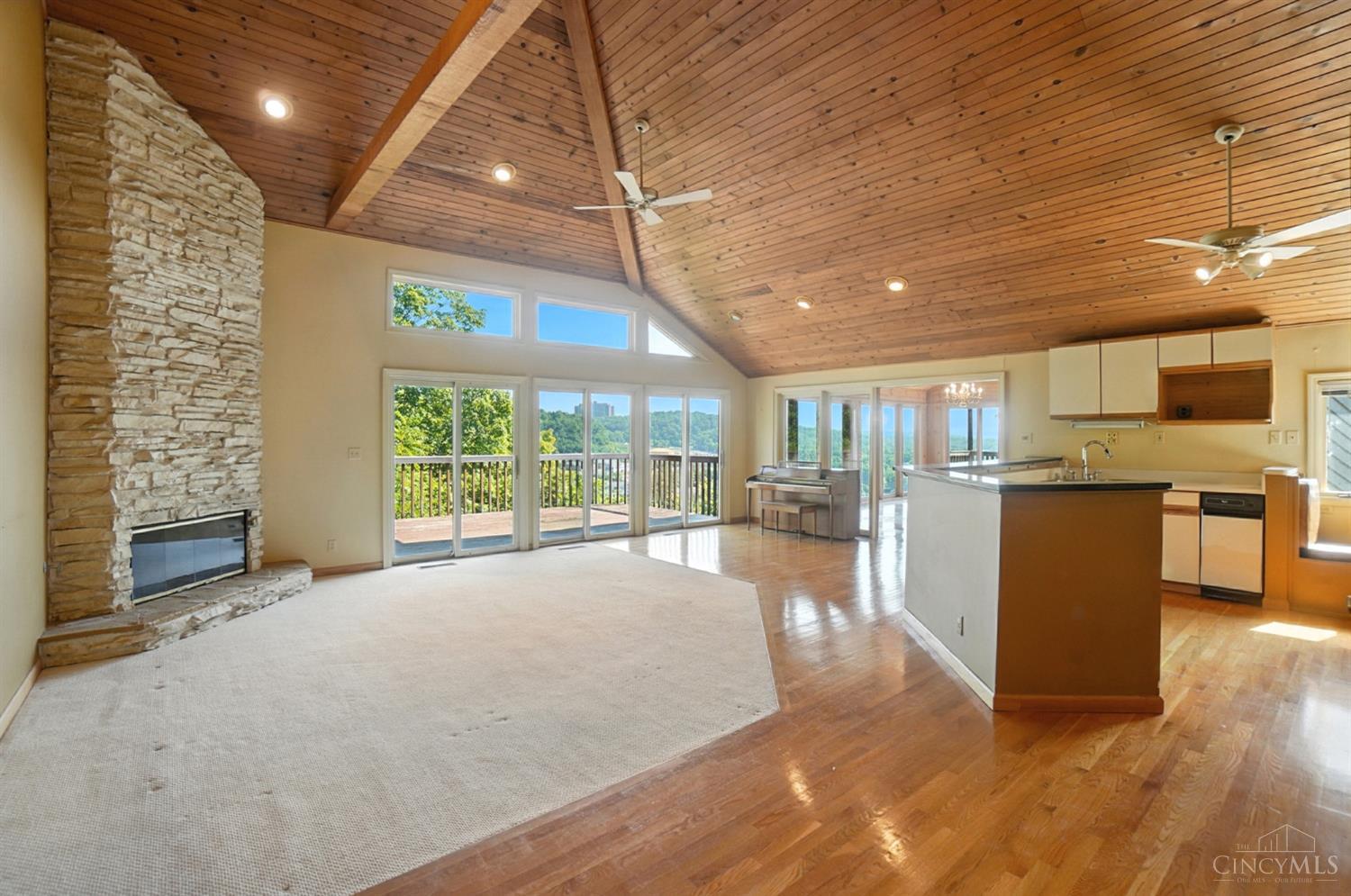 2088 Raeburn Drive