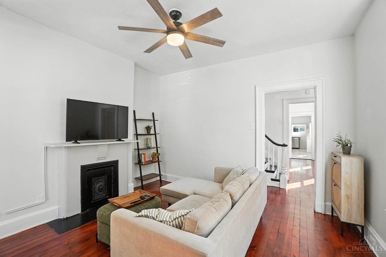 4242 Williamson Place