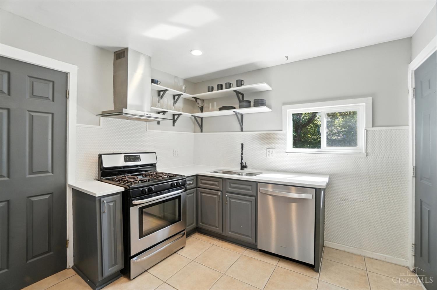 4242 Williamson Place