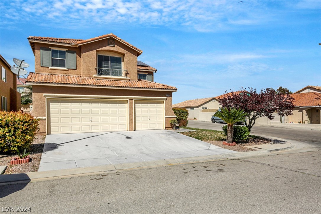 9748 Ridgebluff Avenue