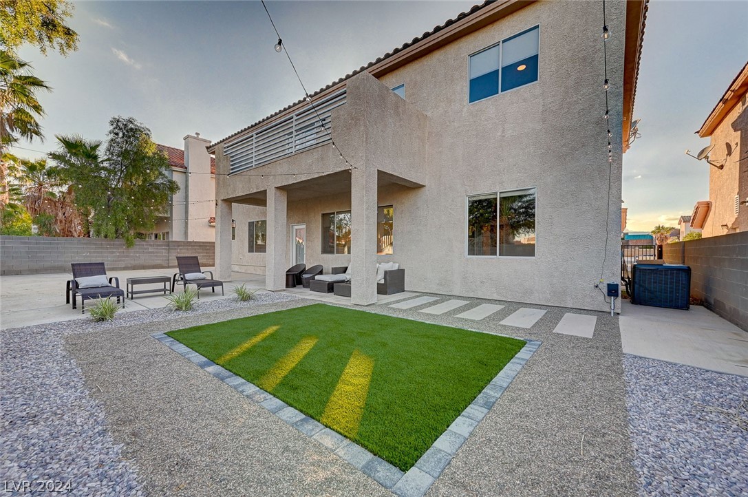 5440 Regal Peak Drive