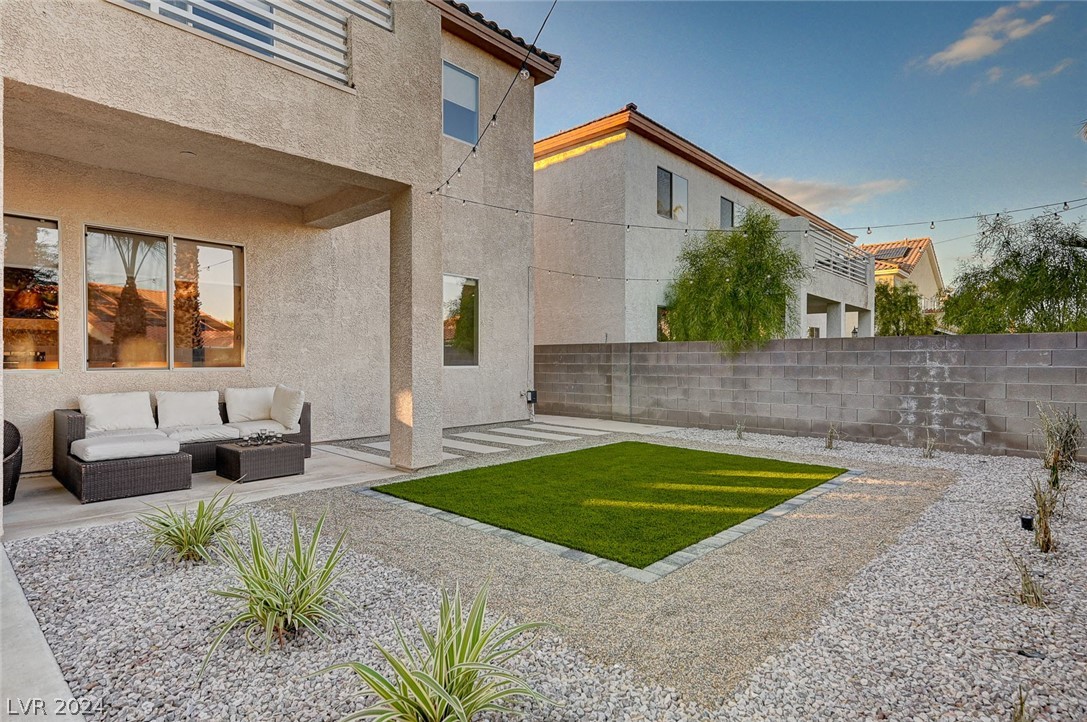 5440 Regal Peak Drive