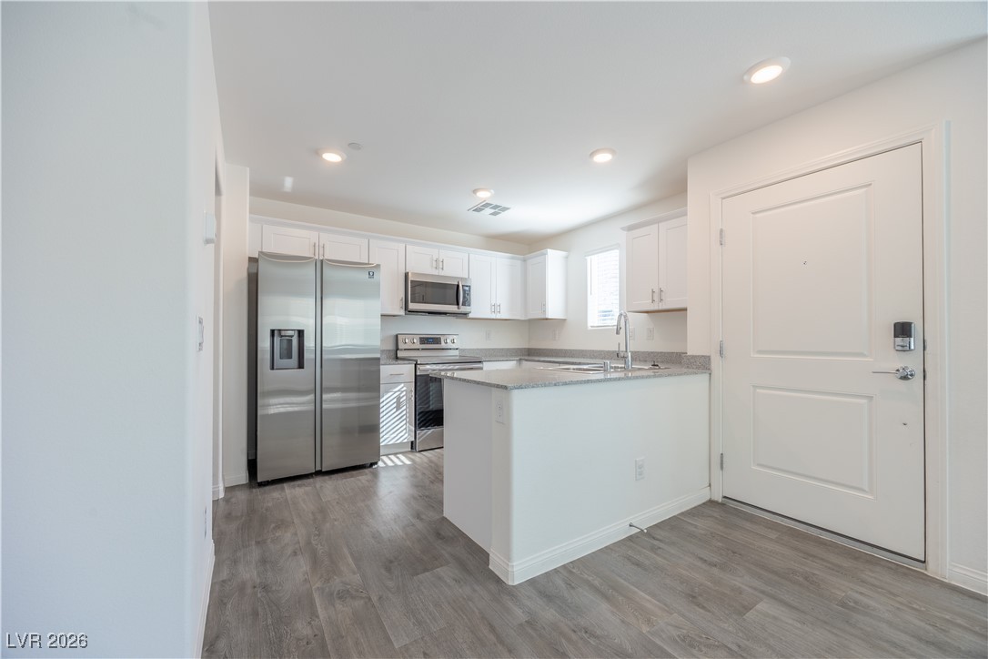12185 Scarlet Ember Road 4
