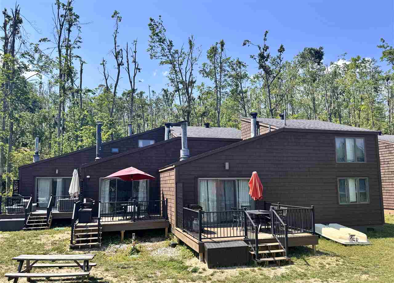 1937 Limberlost Lane