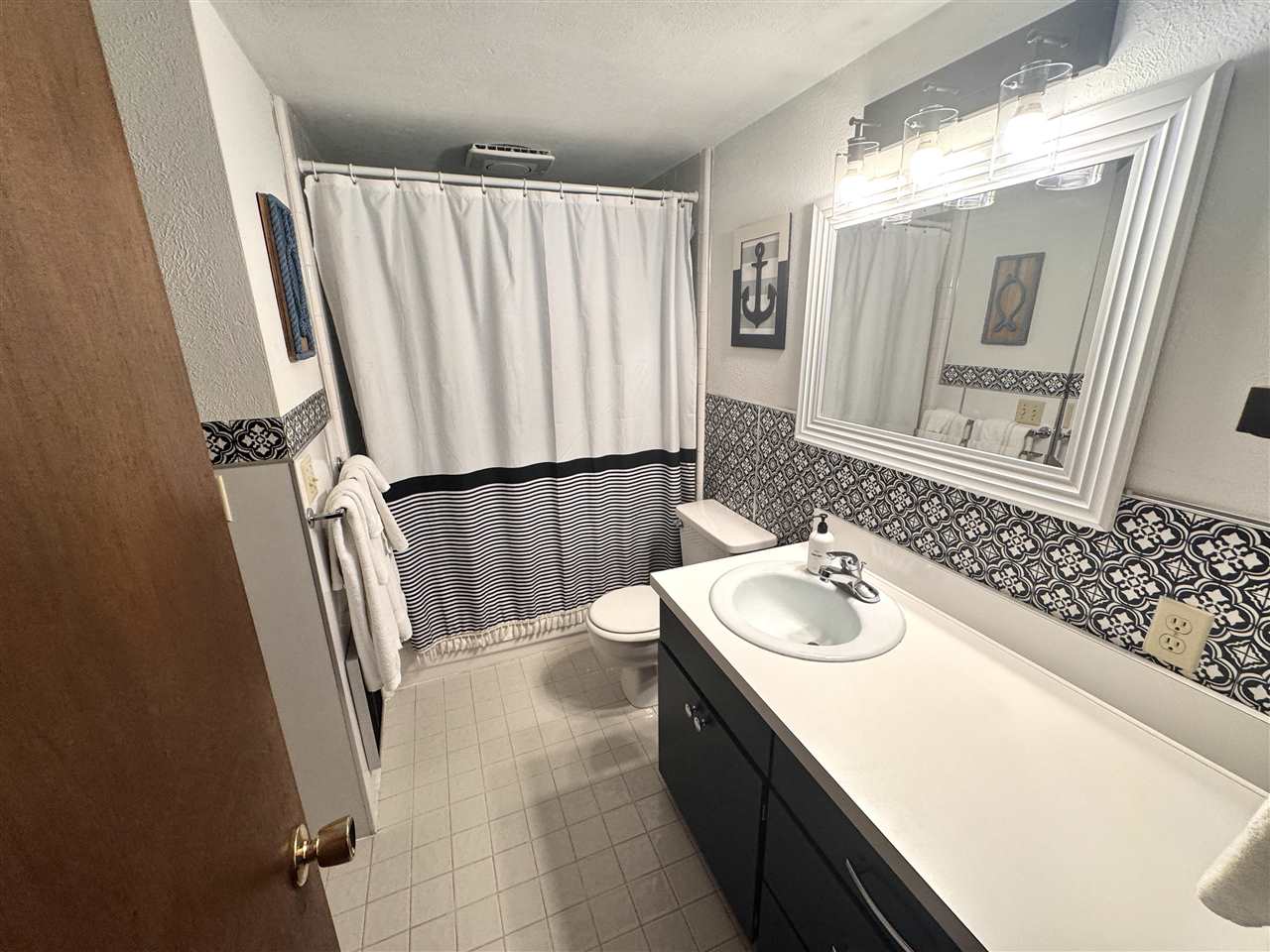 1937 Limberlost Lane