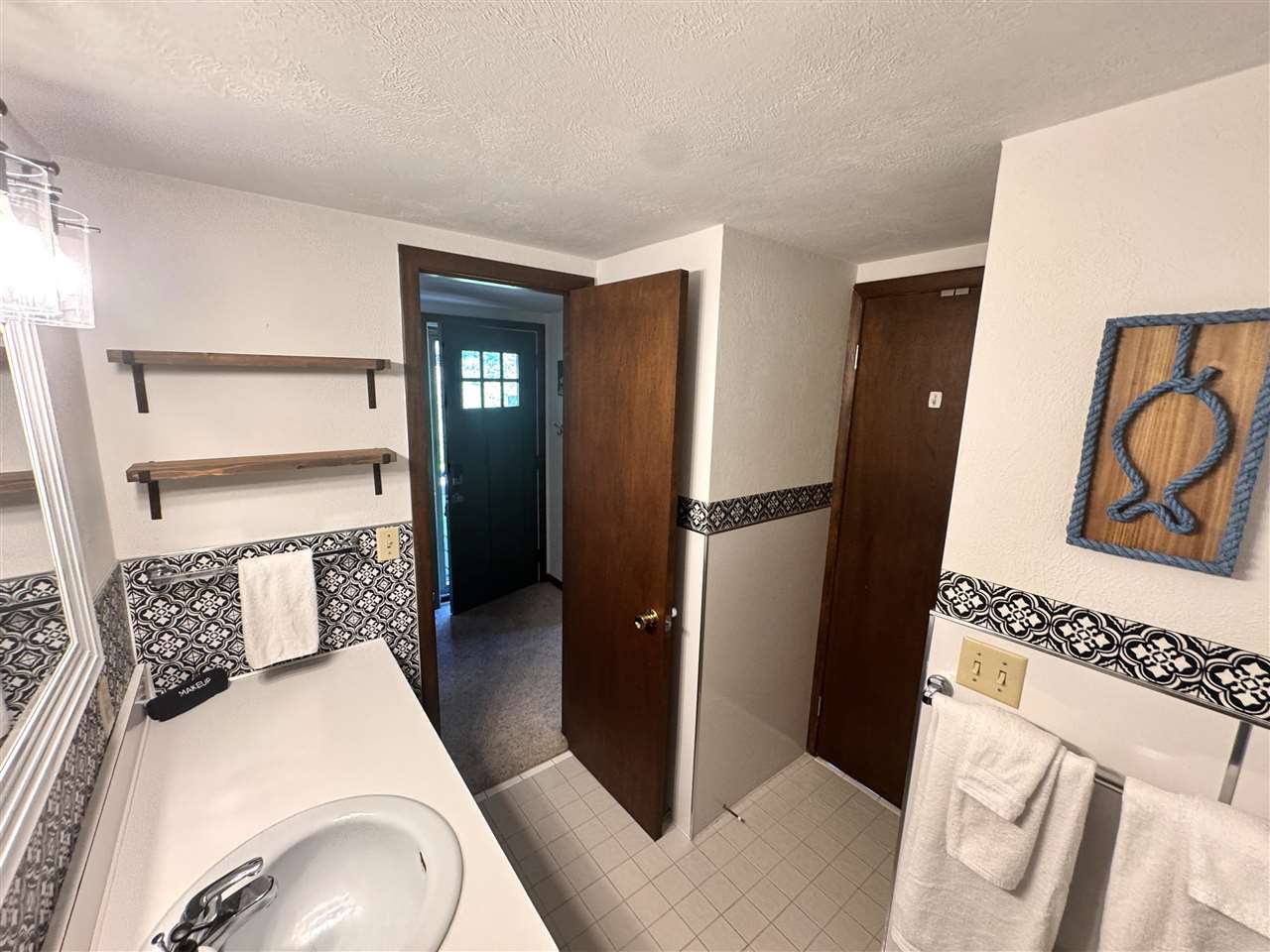 1937 Limberlost Lane