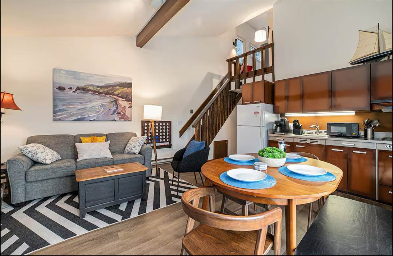 1941 Limberlost Lane Unit: 6