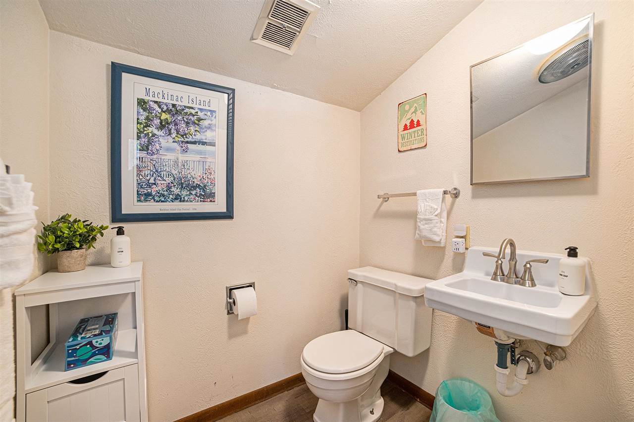 1941 Limberlost Lane Unit: 6