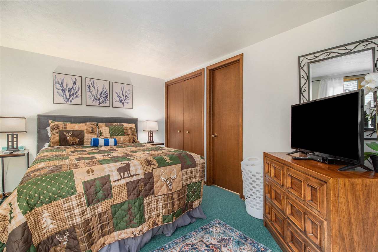 1935 Limberlost Lane