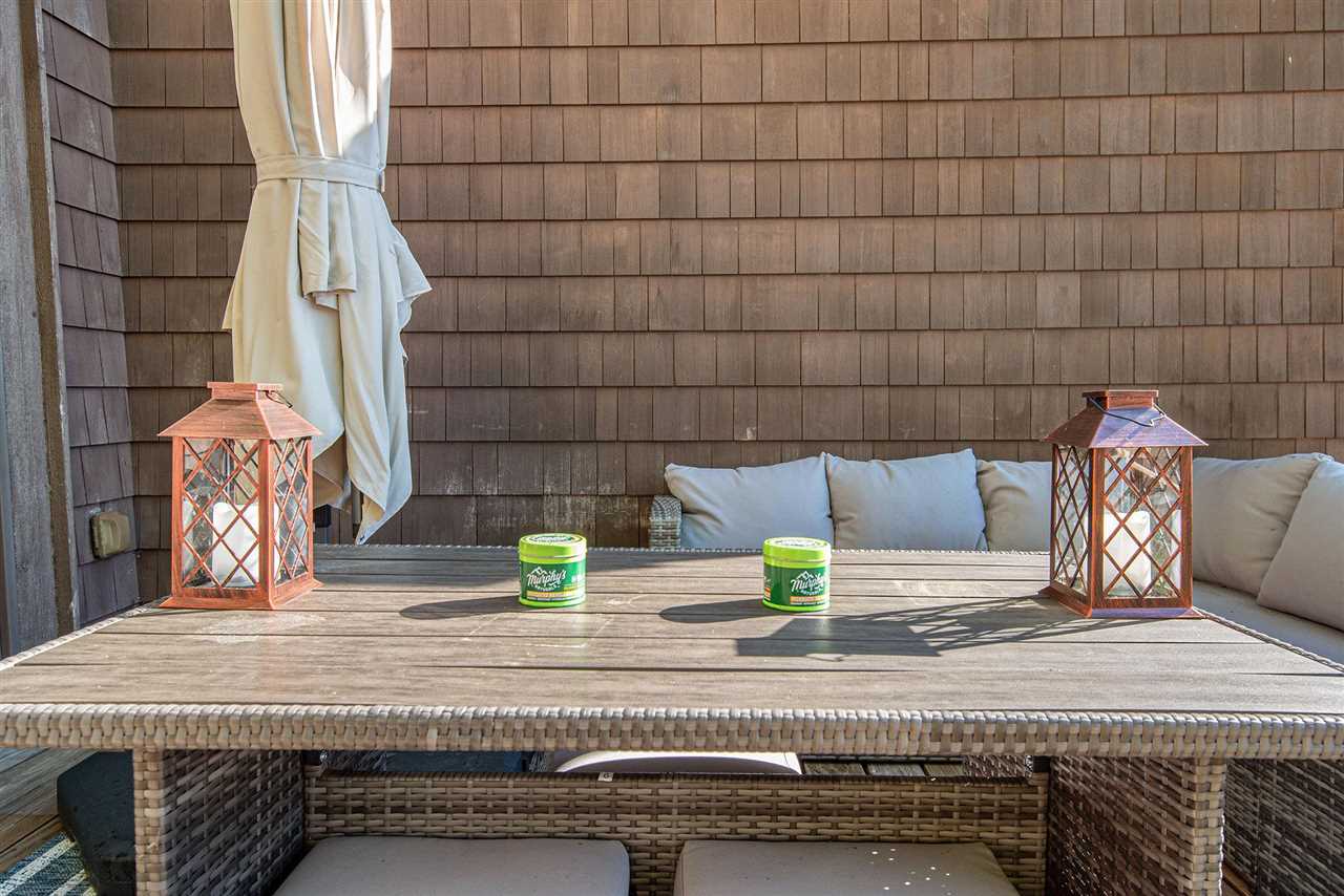 1935 Limberlost Lane